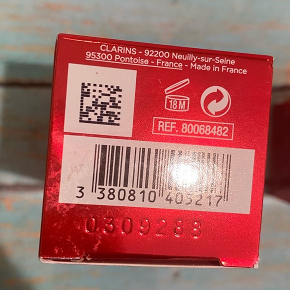 Clarins Total Eye Lift Duo Set (NEW) - Picture 4 of 9